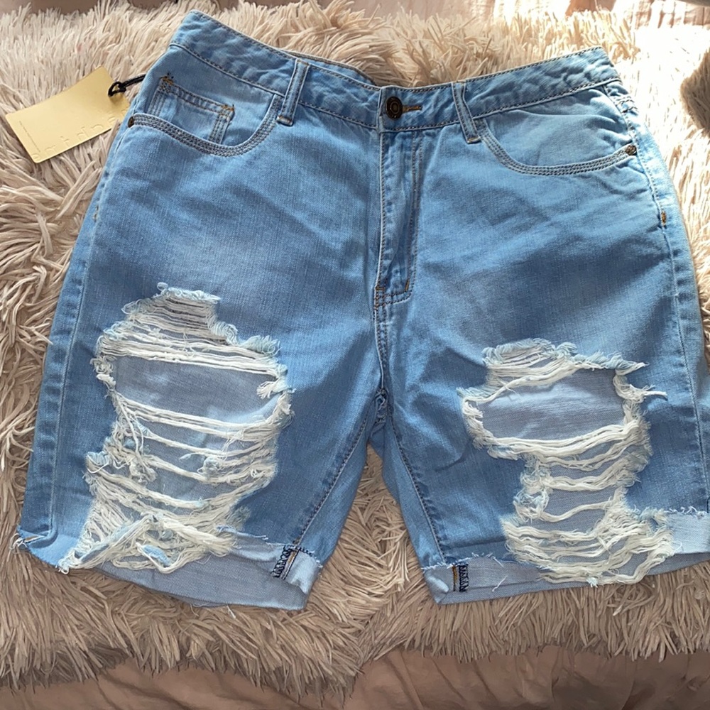 New distressed denim shorts
